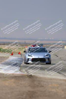 media/Sep-20-2025-Extreme Speed (Sat) [[1fcc23683c]]/Orange (Mid Intermediate)/Session 2 (Sunrise)/